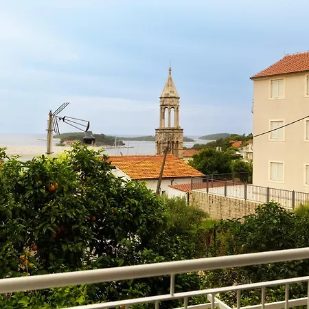 Jesliving Hvar - 2 Bedroom Elegant With Sea View In Historic Center Of * フヴァル