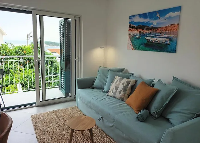 Jesliving Hvar - 2 Bedroom Elegant With Sea View In Historic Center Of