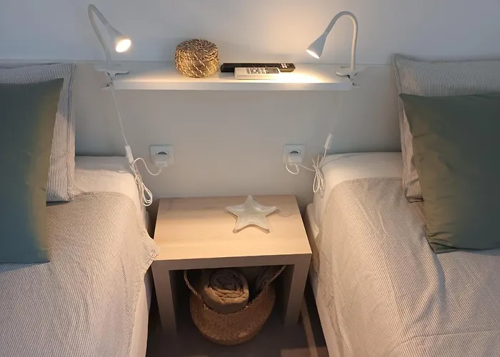 アパート Jesliving Hvar - 2 Bedroom Elegant With Sea View In Historic Center Of