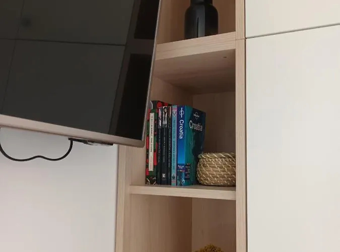 Jesliving Hvar - 2 Bedroom Elegant With Sea View In Historic Center Of アパート *