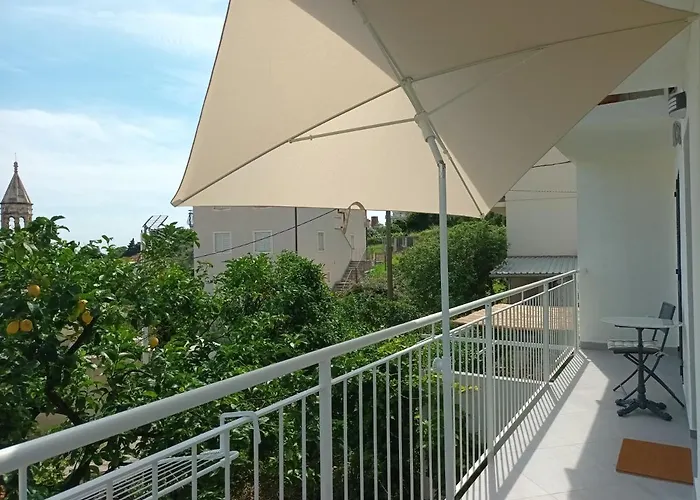 アパート Jesliving Hvar - 2 Bedroom Elegant With Sea View In Historic Center Of *