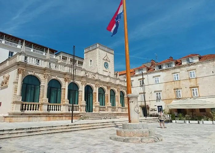 アパート Jesliving Hvar - 2 Bedroom Elegant With Sea View In Historic Center Of