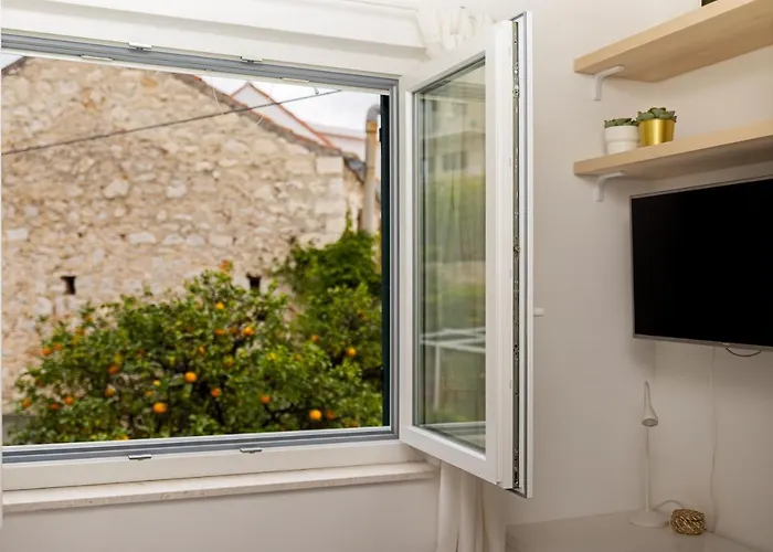 アパート Jesliving Hvar - 2 Bedroom Elegant With Sea View In Historic Center Of *