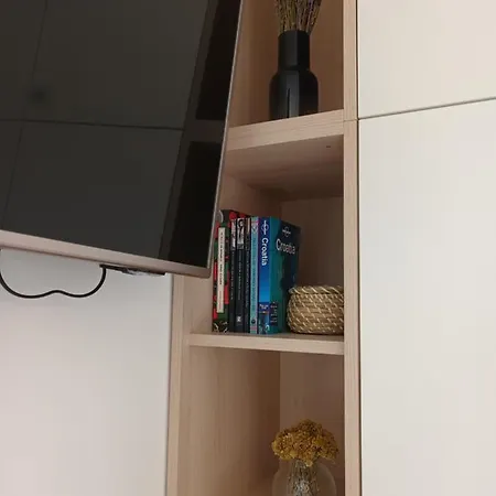 Jesliving Hvar - 2 Bedroom Elegant With Sea View In Historic Center Of Daire *