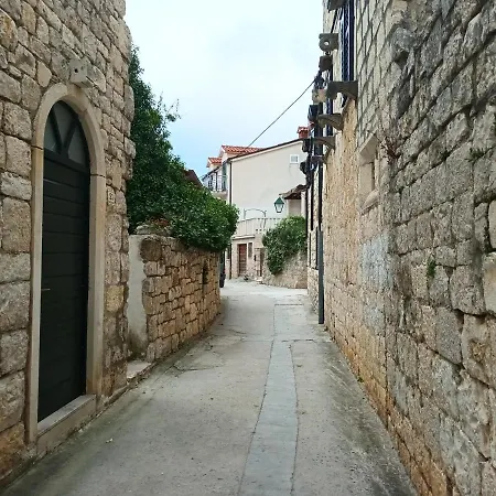 Jesliving Hvar - 2 Bedroom Elegant With Sea View In Historic Center Of Daire *