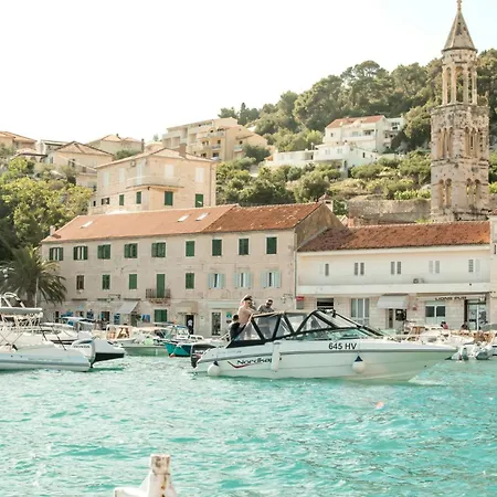 Lejlighed Jesliving Hvar - 2 Bedroom Elegant With Sea View In Historic Center Of