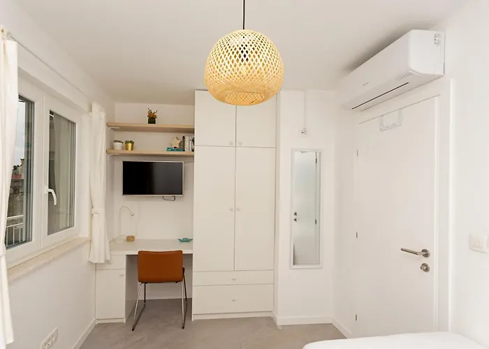 Jesliving Hvar - 2 Bedroom Elegant With Sea View In Historic Center Of Hvar Town