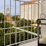 Jesliving Hvar - 2 Bedroom Elegant With Sea View In Historic Center Of Hvar Town
