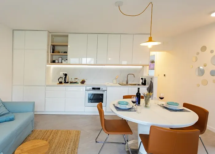 Jesliving Hvar - 2 Bedroom Elegant With Sea View In Historic Center Of