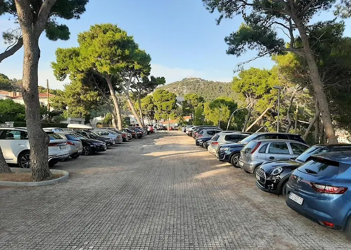 Jesliving Hvar - 2 Bedroom Elegant With Sea View In Historic Center Of Daire *