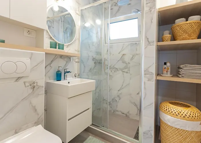 Jesliving Hvar - 2 Bedroom Elegant With Sea View In Historic Center Of * Hvar Town