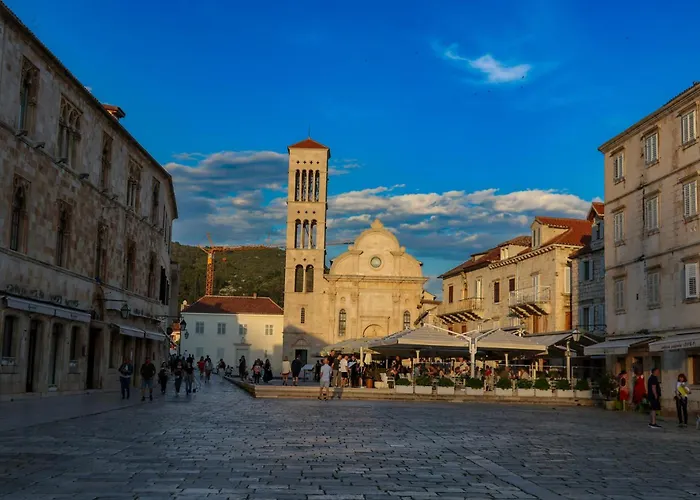 Jesliving Hvar - 2 Bedroom Elegant With Sea View In Historic Center Of Hvar Town